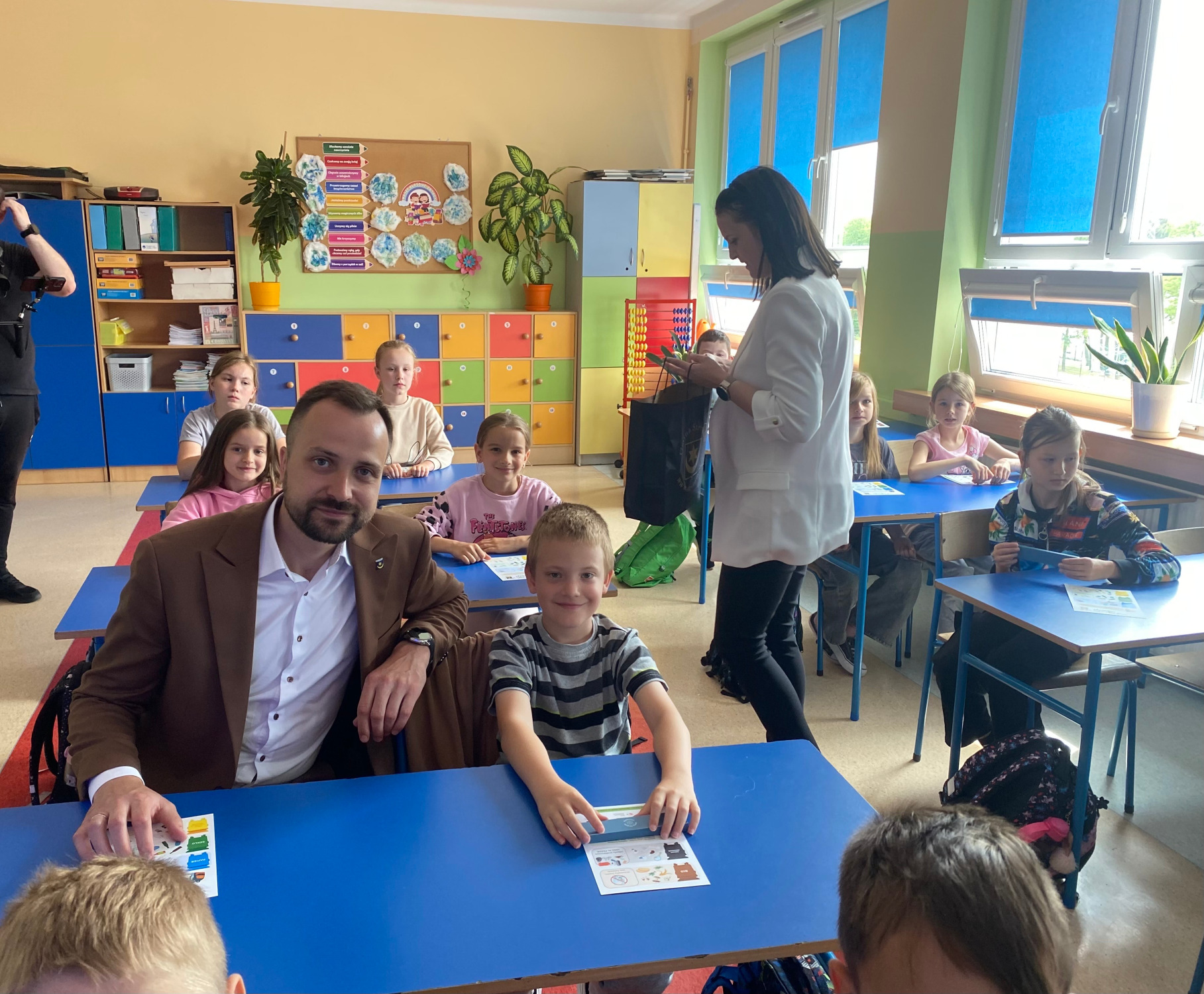 Gmina Stryków ambasadorem cyrkularności - Burmistrz Piotr Ślęzak gościem w klasie 2a
