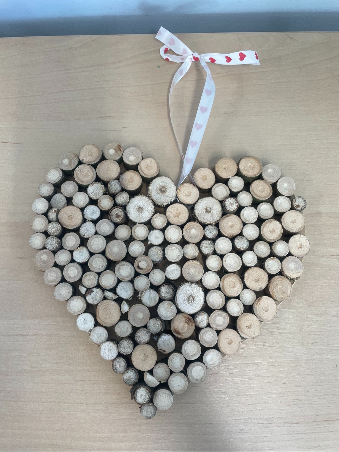 Świąteczne prace naszych uczniów docenione w konkursie „Świąteczne serduszko – zawieszka”