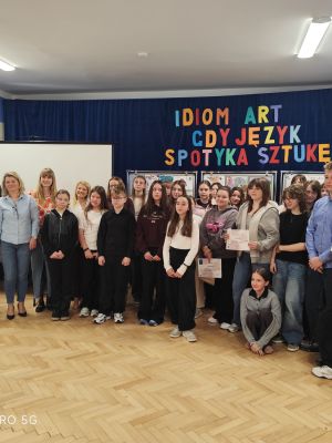 grupa-uczestnikow-konkursu