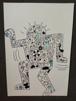 Prace uczniów wykonane różnymi technikami. 
