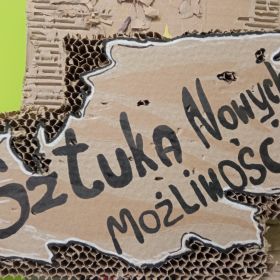 Działania twórcze z tekturą 