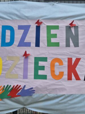Napis Dzień Dziecka.