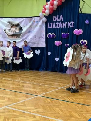 taniec uczniow klasy 3b.