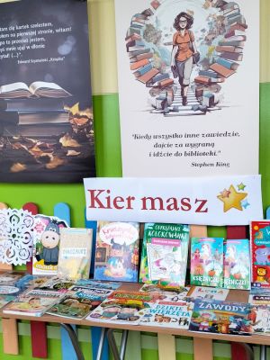  Stoisko z książkami 