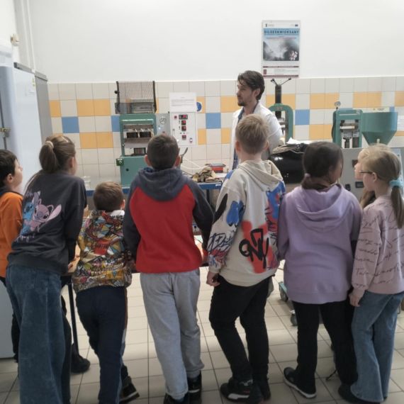 Klasa III b na Politechnice Łódzkiej