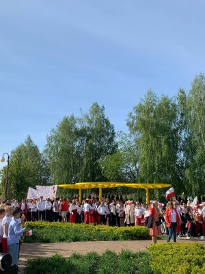 18 rozpoczecie uroczystosci w parku
