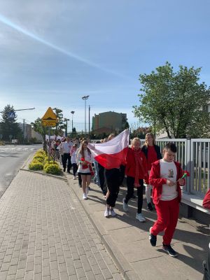 5 przejscie obok szkoly
