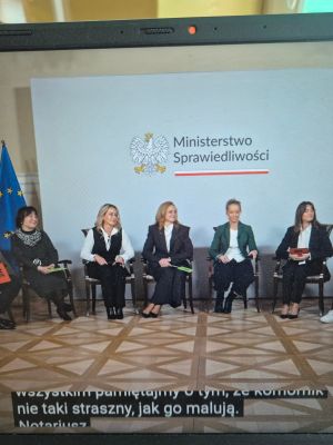 Lekcja on line z prawnikami.