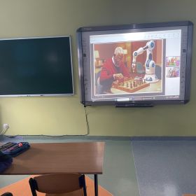 Pułapki sztucznej inteligencji w edukacji wczesnoszkolnej.