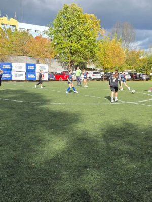 Zwycięstwo naszej szkoły w starciu z SP 79 Girls.