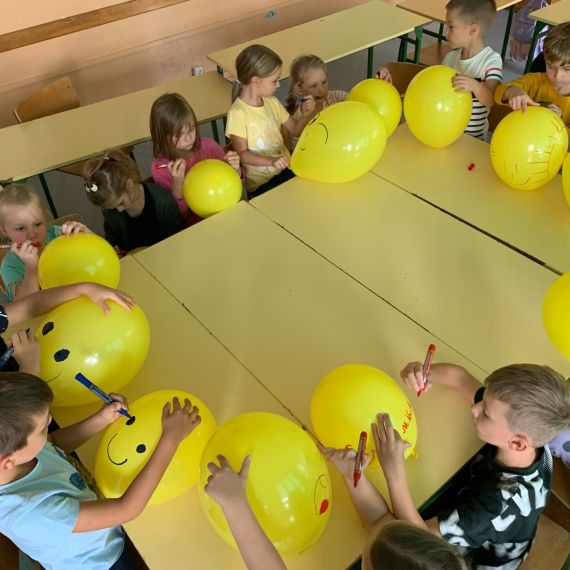 Światowy Dzień Uśmiechu w świetlicy szkolnej