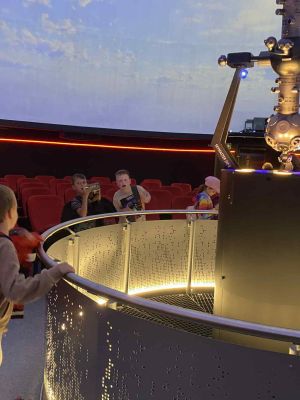 W Planetarium.